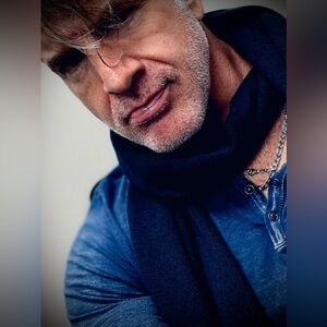 Meet your Posher, Chris